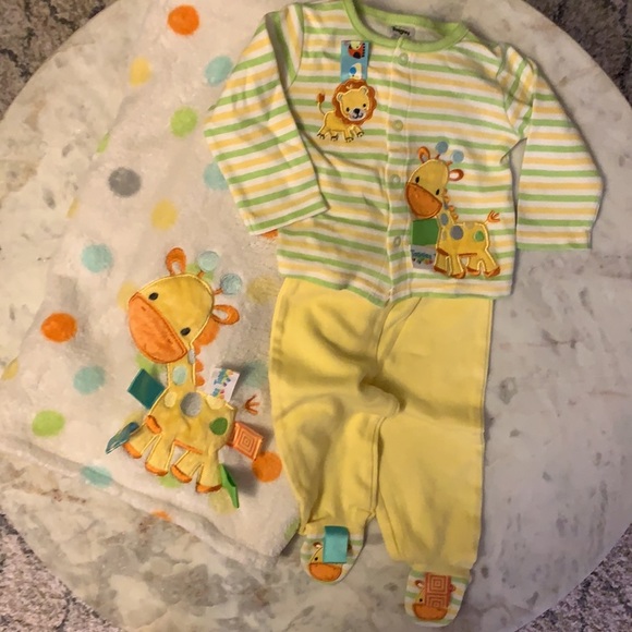 6M Unisex Sensory Outfit and Blanket - Picture 3 of 8